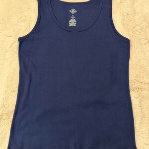 NWOT St John’s Bay Tank